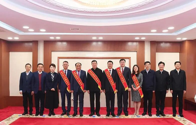 BEATS官网矿业获自治区1000万元上市奖补资金